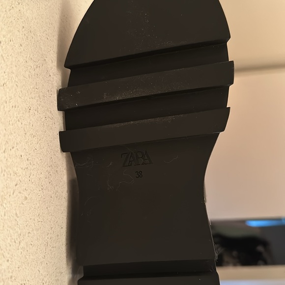 Zara Tall Boots - Picture 6 of 9